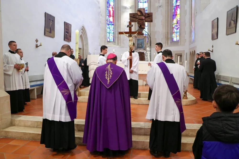 Blagoslov novouređene voćinske Kalvarije