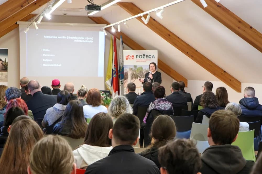 U Požegi započela 6. Konferencija vjerskog turizma, sakralne baštine i hodočašća