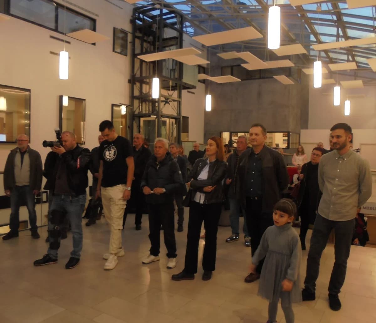 Otvorena fotografska izložba »Pasji život« Dušana Mirkovića