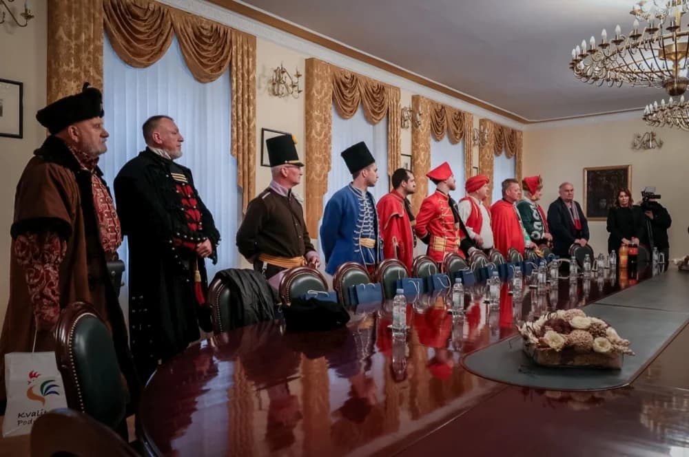 Prijem povijesnih postrojbi povodom Dana grada Požege i Grgureva