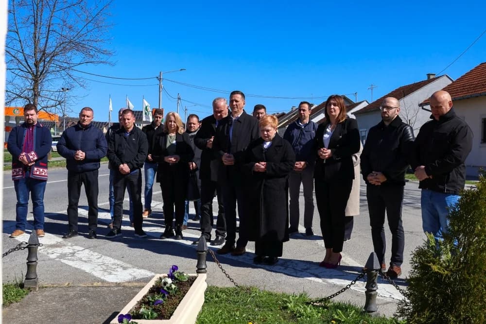 Dan grada Pakraca: Odana počast svim poginulim i nestalim hrvatskim braniteljima