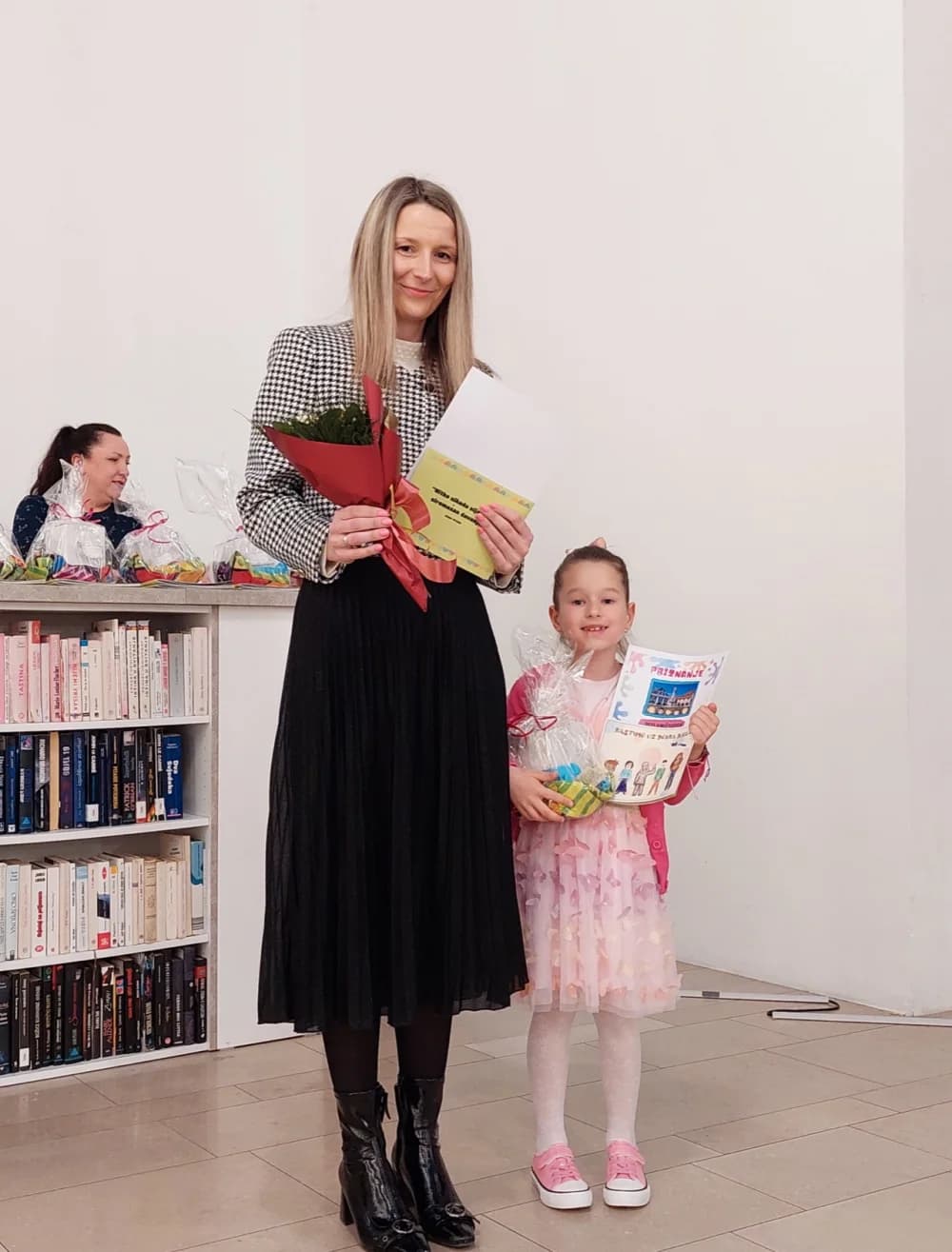 Likovni i literarni talenti najmlađih Požežana zasjali na svečanoj dodjeli nagrada u Gradskoj knjižnici