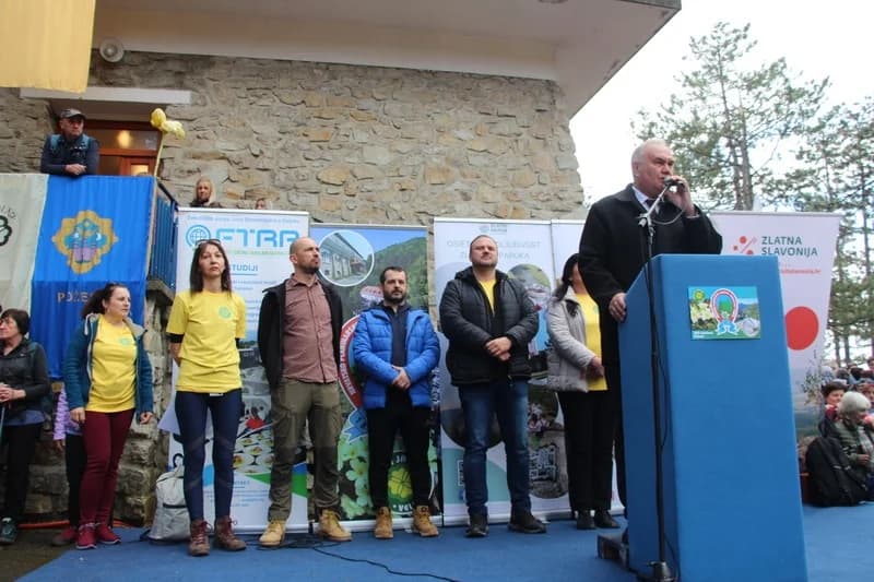 Papuk procvjetao: Više od 2.000 planinara iz pet zemalja na 43. ’Papučkim jaglacima’