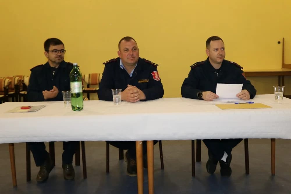 DVD Badljevina: Kaćera i Hodak najavili odlazak s funkcija