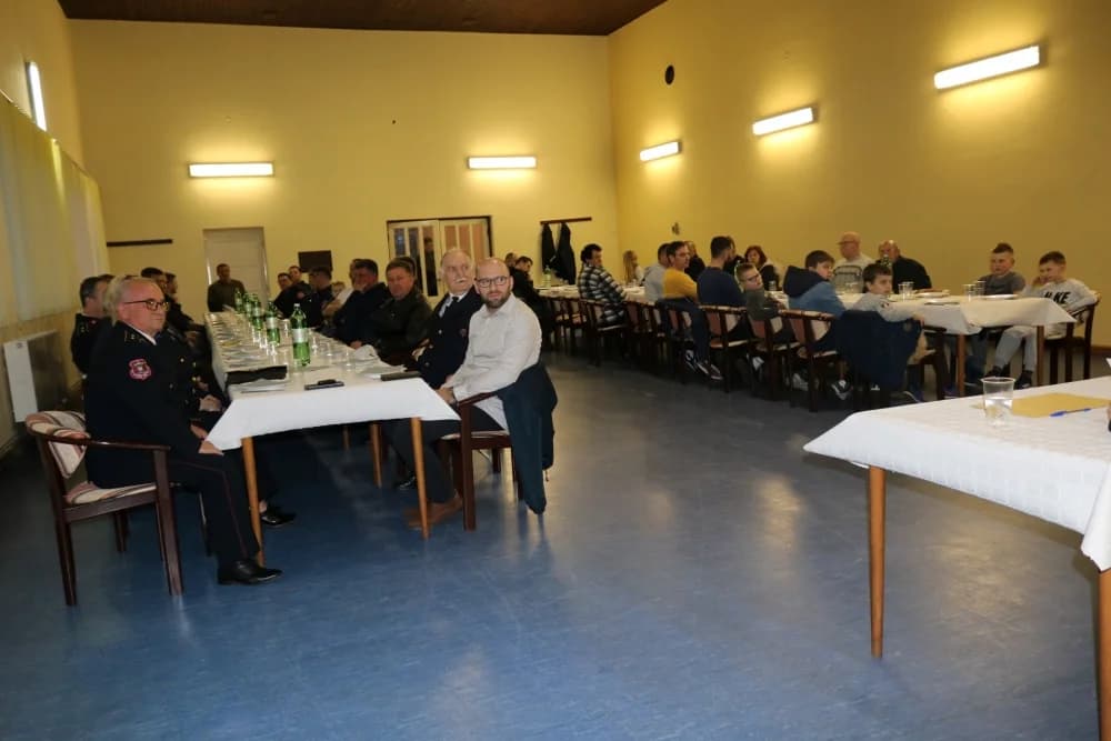 DVD Badljevina: Kaćera i Hodak najavili odlazak s funkcija