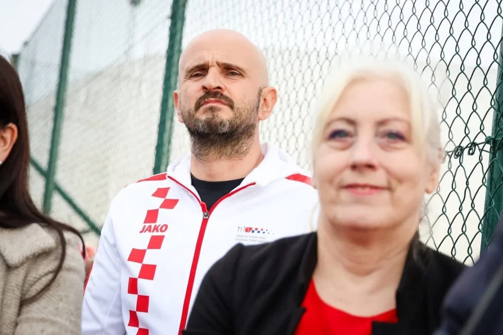 Otvoreni novi teniski tereni u Pakracu: Ulaganje u sportsku budućnost i mlade sportaše