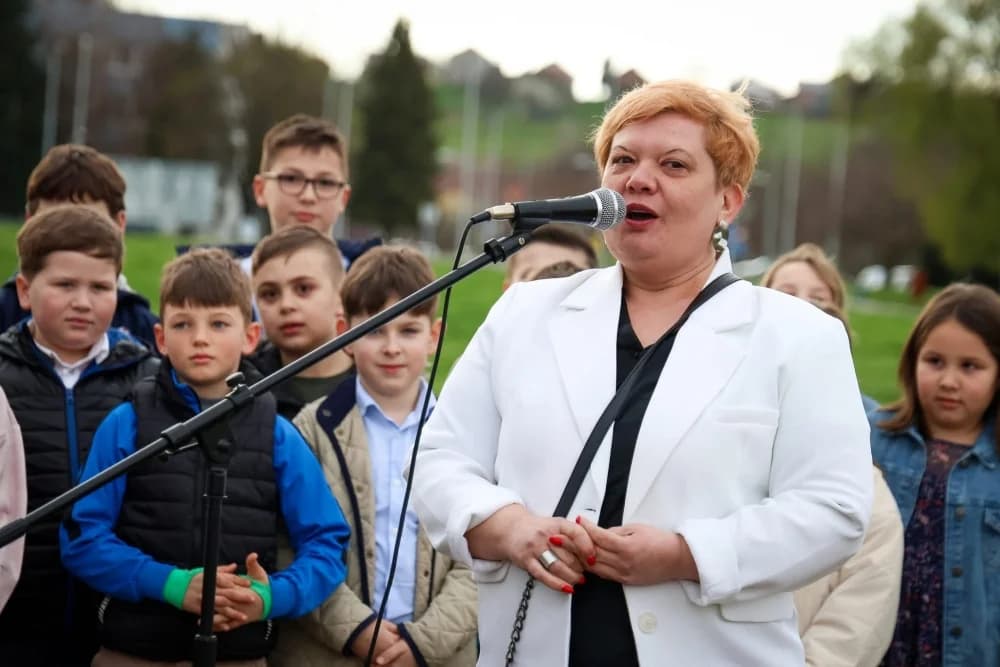 Otvoreni novi teniski tereni u Pakracu: Ulaganje u sportsku budućnost i mlade sportaše