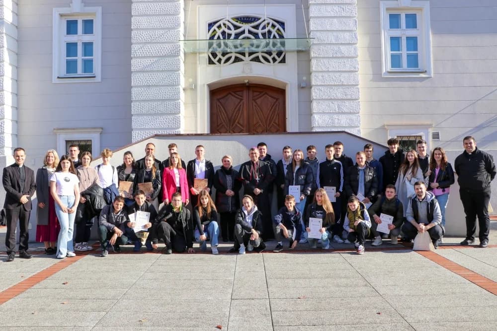 Vjeronaučno natjecanje učenika osnovnih i srednjih škola Požeške biskupije