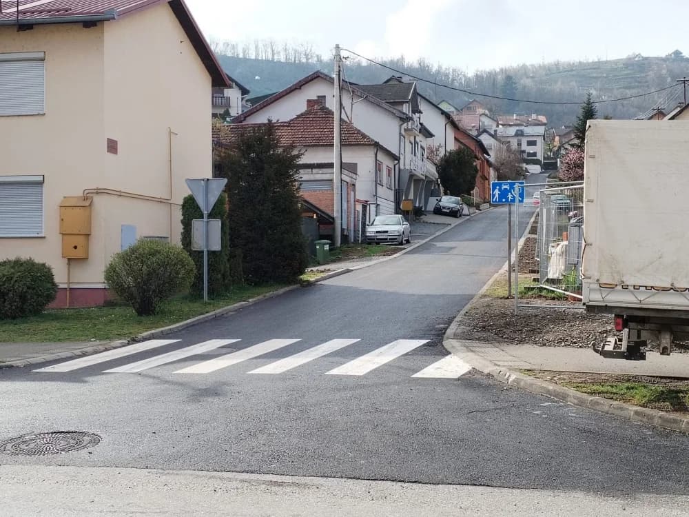 Završeni radovi na rekonstrukciji prometne površine u Radničkoj ulici
