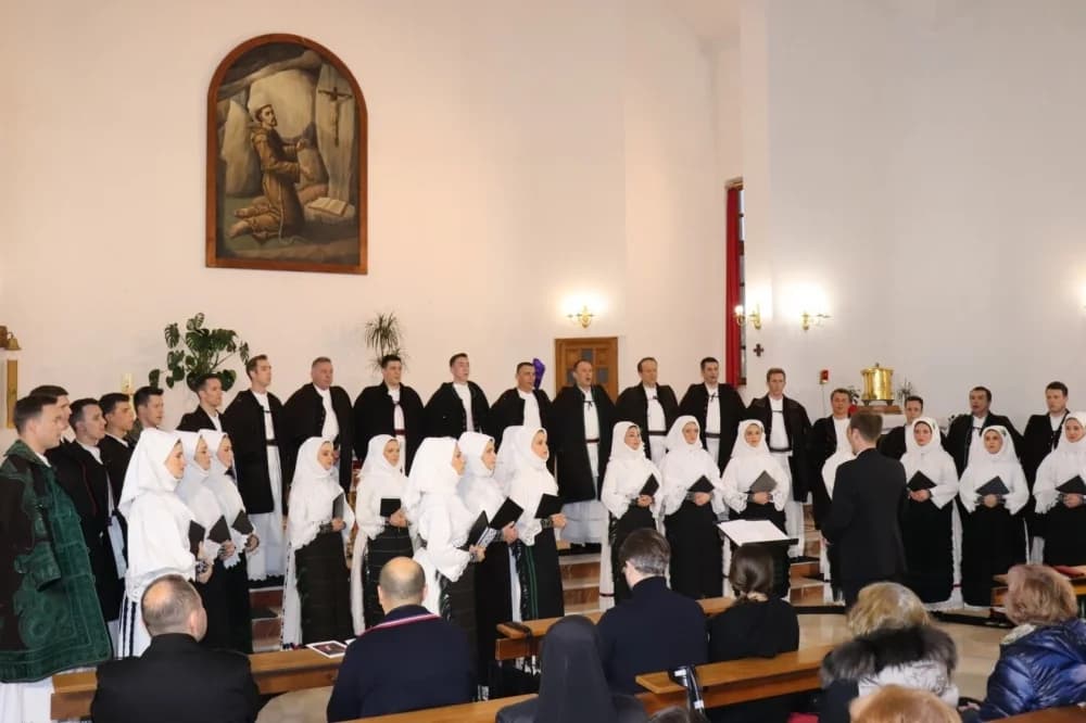 Ansambl LADO donosi korizmeni koncert u Lipik