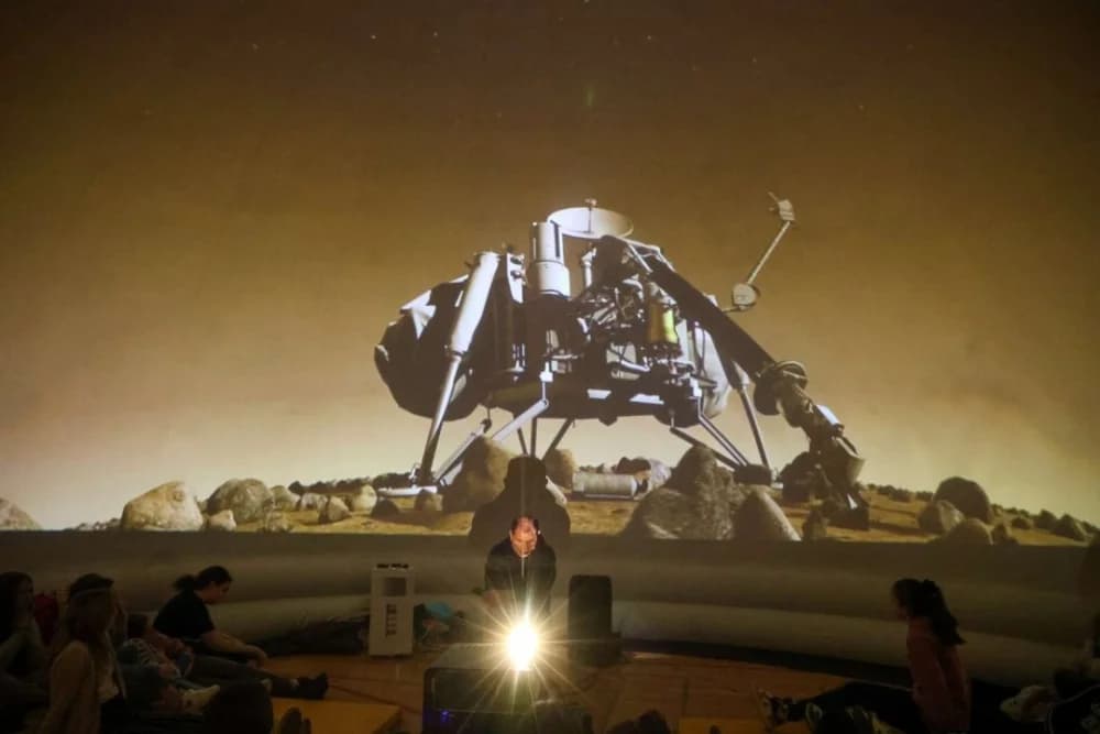 Foto: Planetarij Odiseja gostovao u OŠ Zdenka Turkovića
