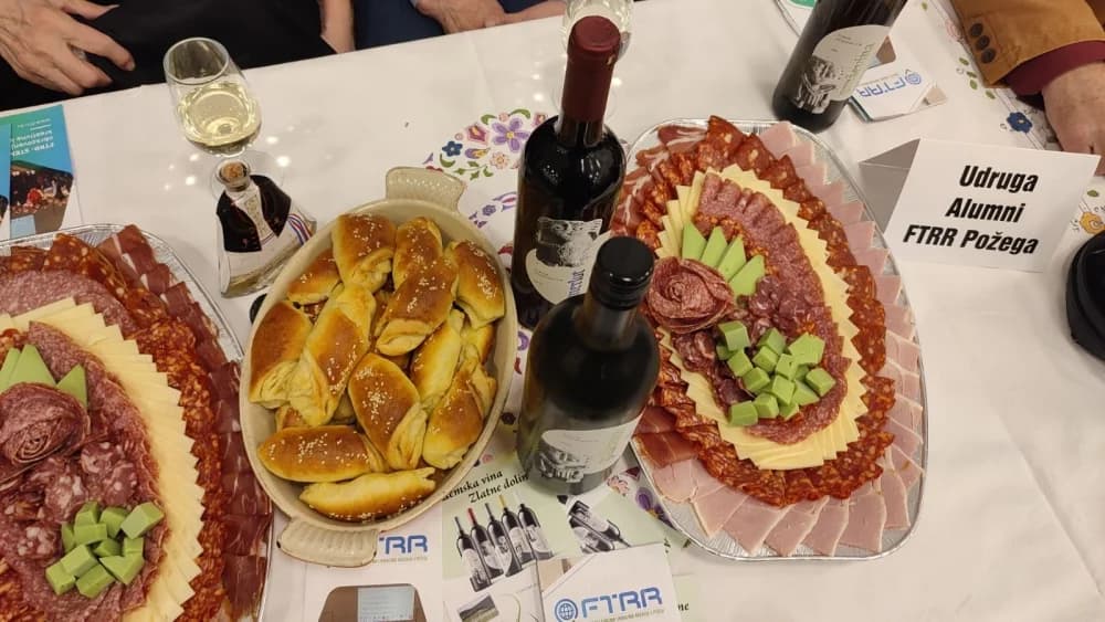 Akademska izvrsnost i planinarska strast: ALUMNI FTRR i HPD Sokolovac na 10. Festivalu kulenove seke