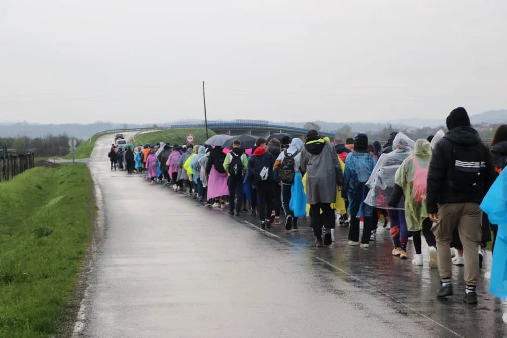 Dvadeset i šesti križni put mladih Požeške biskupije