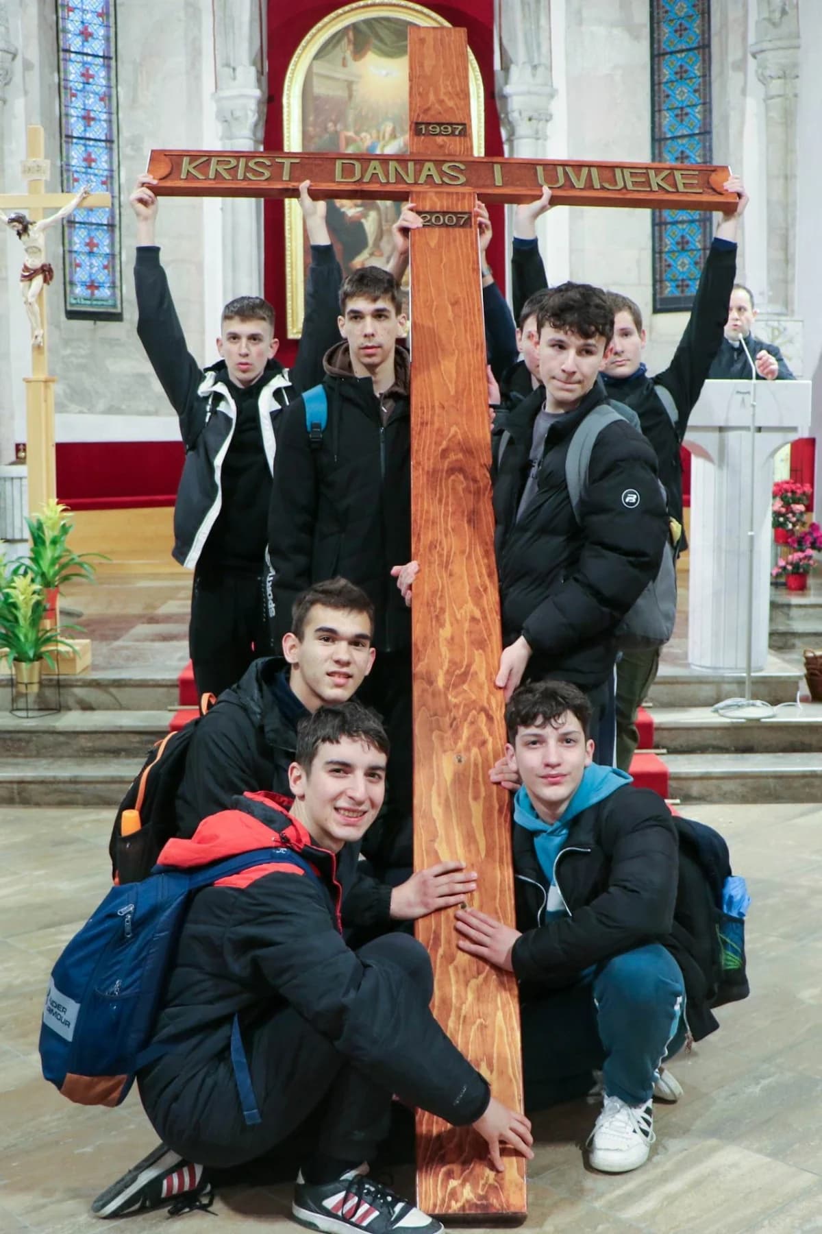 Dvadeset i šesti križni put mladih Požeške biskupije