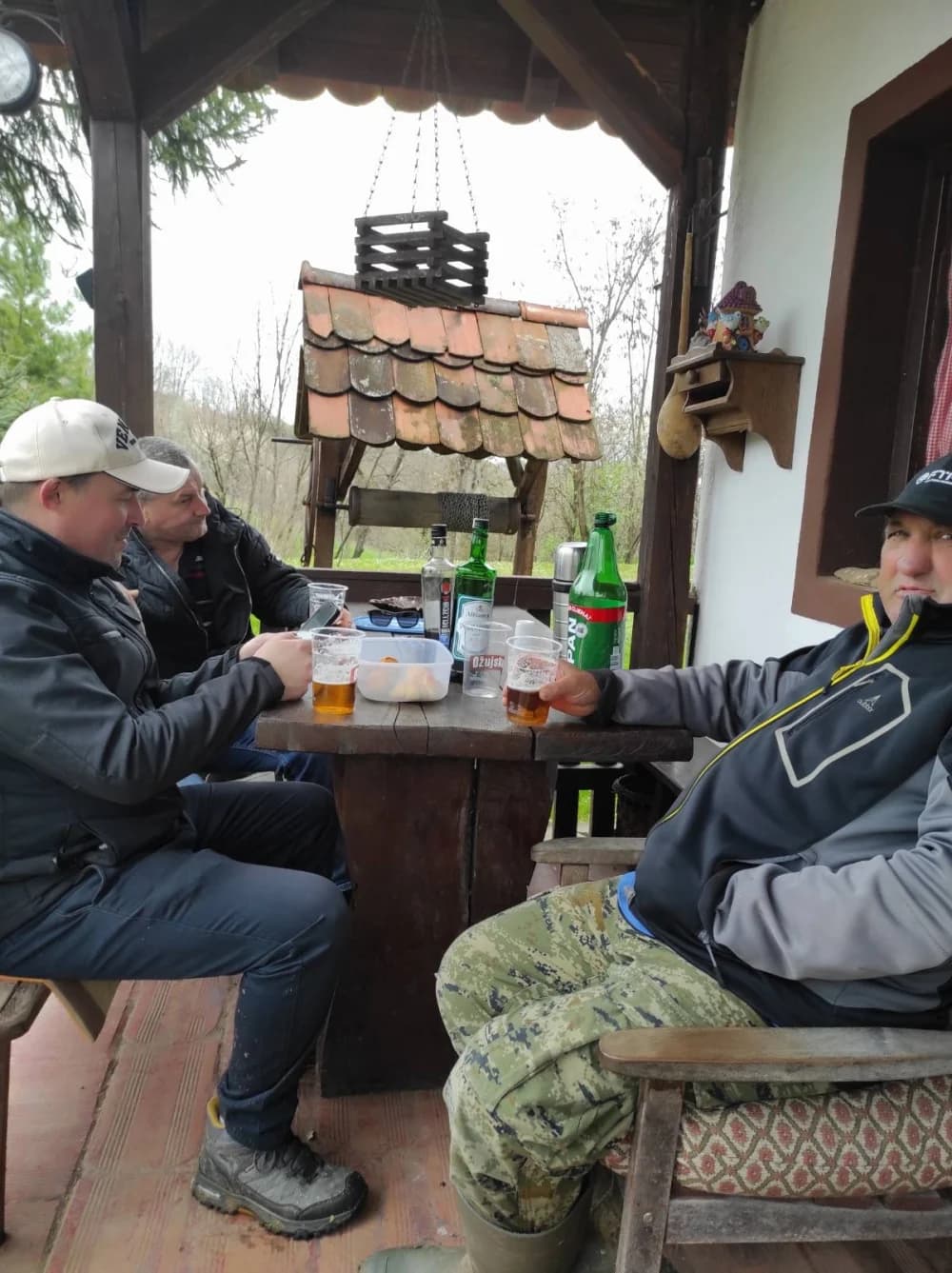 Hrabri Sokolovci prkose kiši i uživaju u ljepotama Sedam brana