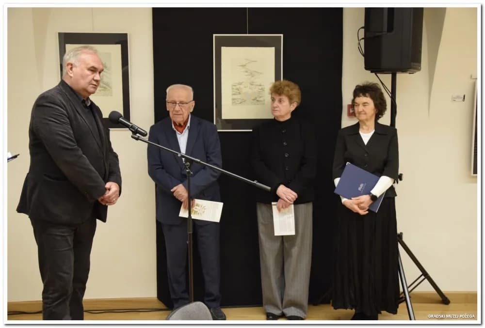 Svečano otvorena izložba „Crno-bijela rapsodija“