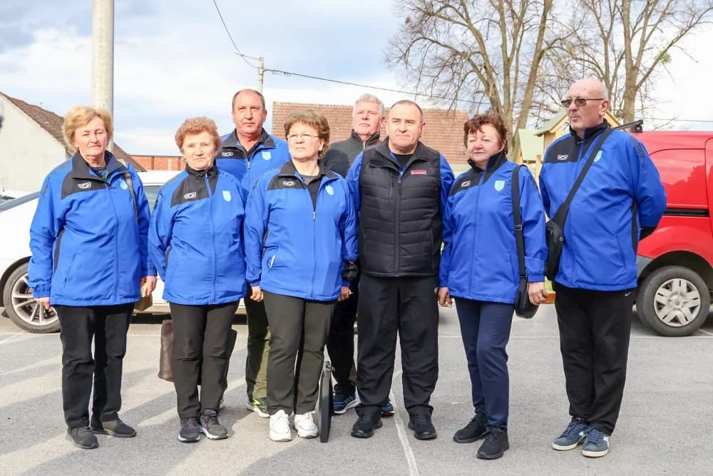 Turnir Matica umirovljenika u pikadu okupio zlatnu dob u Jakšiću