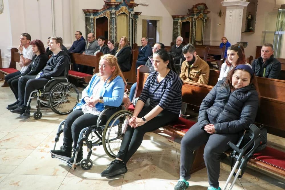 Korizmeni susret osoba s invaliditetom u požeškoj Katedrali