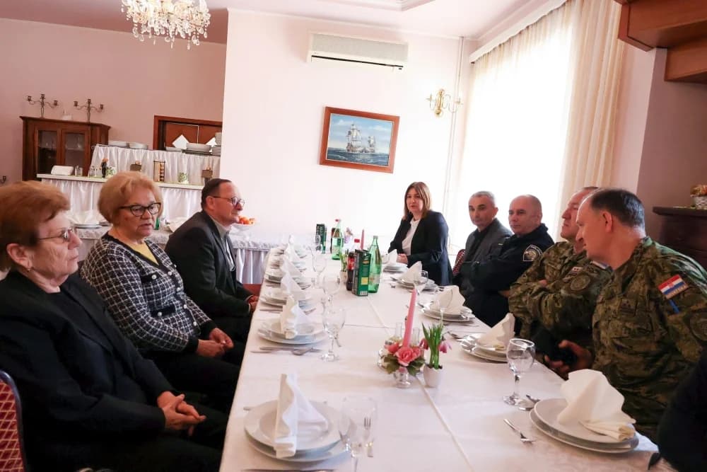 Roditelji poginulih hrvatskih branitelja uoči Uskrsa: „Ovo vrijeme za nas je jako teško“