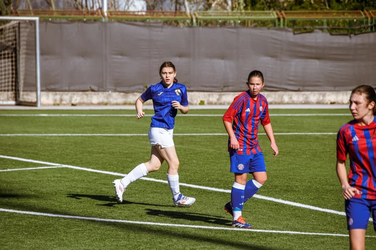 Pionirke ŽNK Slavonija Požega u Splitu uvjerljivo pobijedile ŽNK Hajduk u 12. kolu 1. HNLŽ