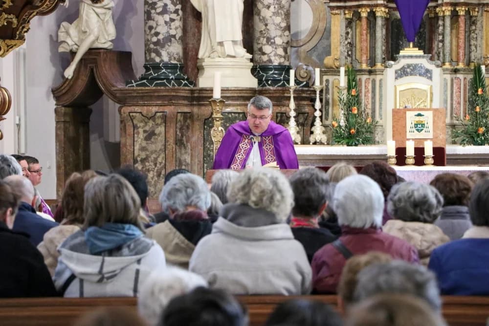 Hodočašće vjernika Pakračkog dekanata u požešku Katedralu i crkvu sv. Lovre