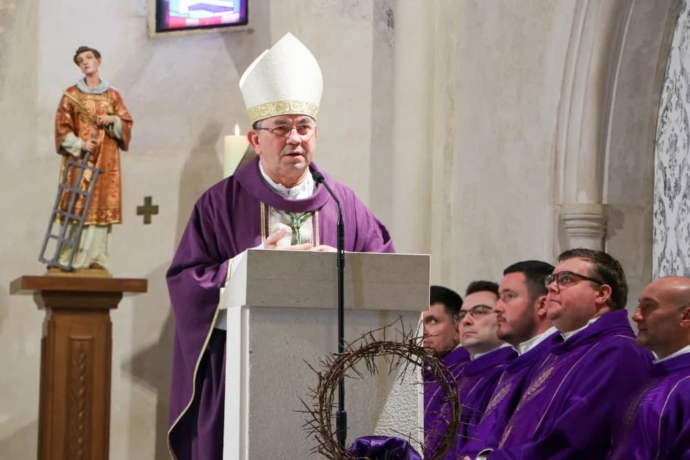 Hodočašće vjernika Pakračkog dekanata u požešku Katedralu i crkvu sv. Lovre