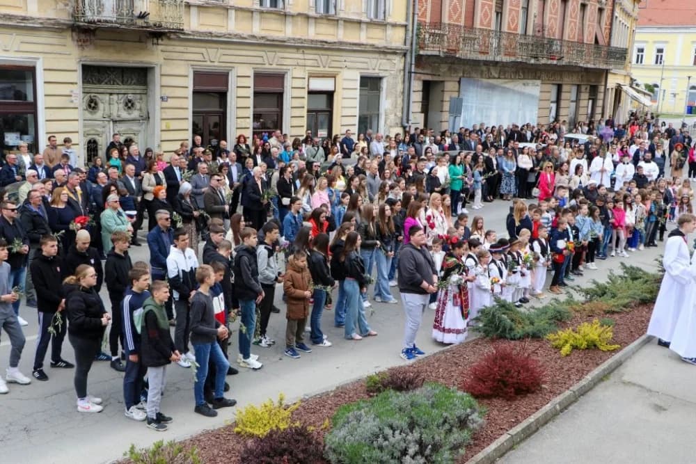 Cvjetnica u Požegi