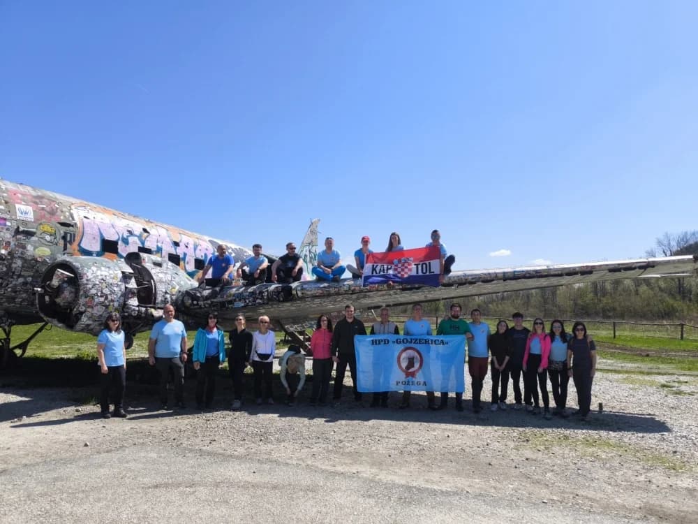 ’Gojzerice’ posjetile Golu Plješevicu i aerodrom Željava