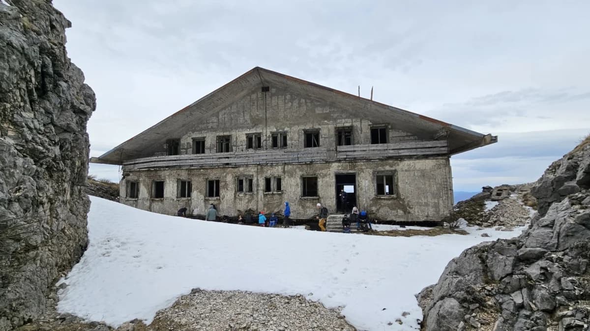 ’Gojzerice’ posjetile Golu Plješevicu i aerodrom Željava