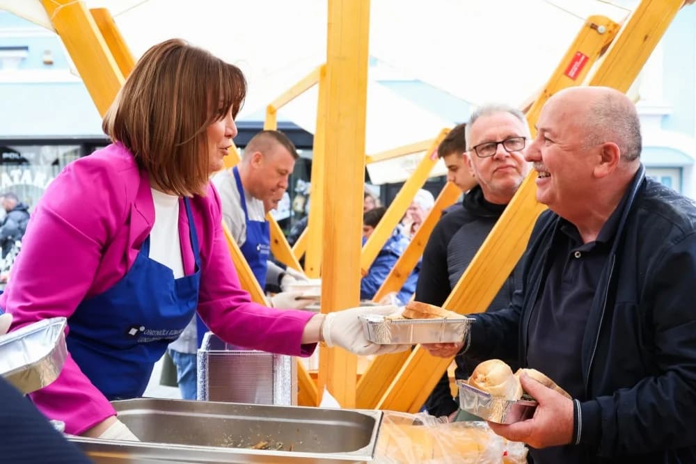 Tradicionalno druženje i podjela posnih obroka na Veliki petak