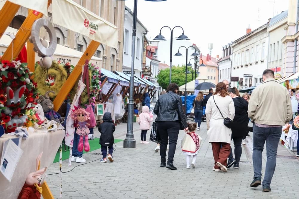 Tradicionalno druženje i podjela posnih obroka na Veliki petak