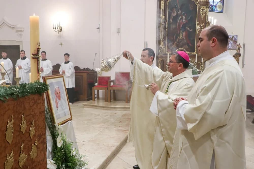 Misa zadušnica za preminulog papu Franju u Požegi