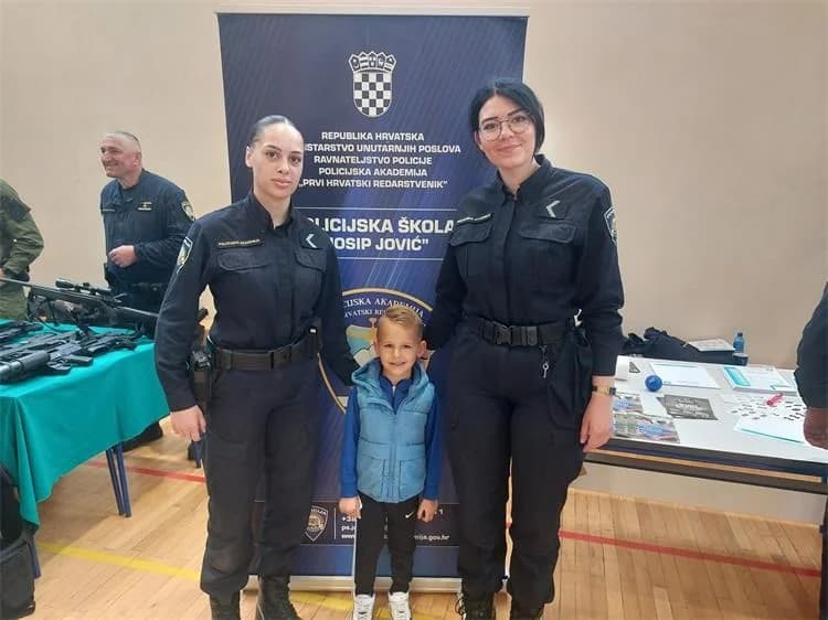 Požega: Dan otvorenih vrata policije