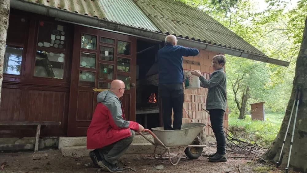 Sunce, osmijesi i planinarski duh na ’Mladom Uskrsu na Trišnjici’