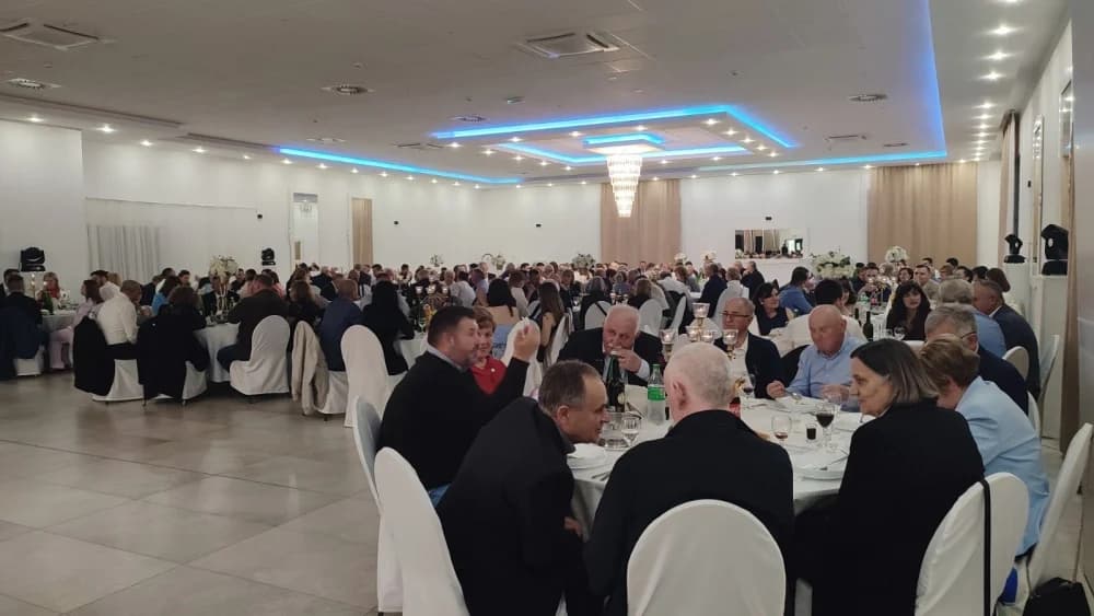 27. ’Hercegovačko silo’ uz gangu, sarme i akademska vina