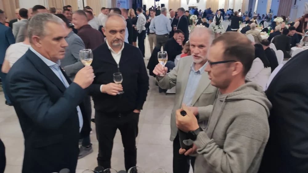 27. ’Hercegovačko silo’ uz gangu, sarme i akademska vina