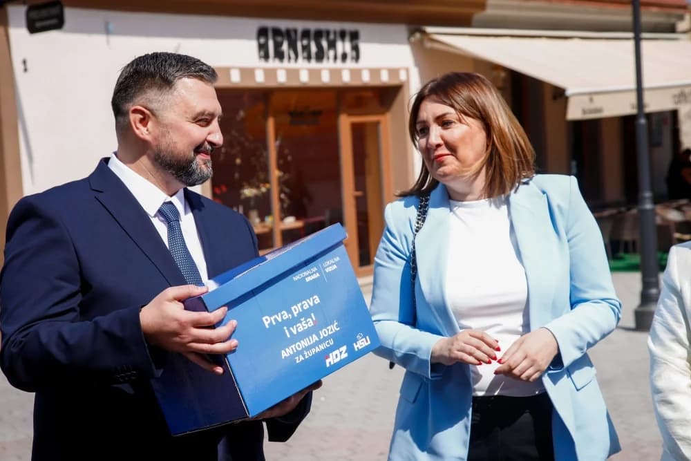 HDZ i HSU službeno predali kandidature za županicu i gradonačelnika: „Zahvaljujemo građanima na podršci“