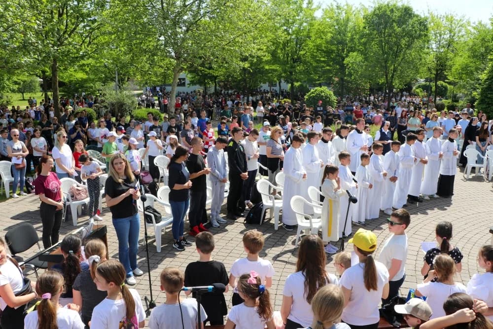 Učenici osnovnih škola hodočastili Gospi Voćinskoj