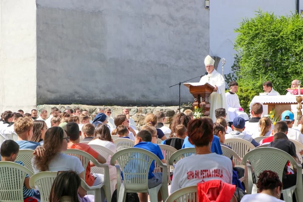 Učenici osnovnih škola hodočastili Gospi Voćinskoj