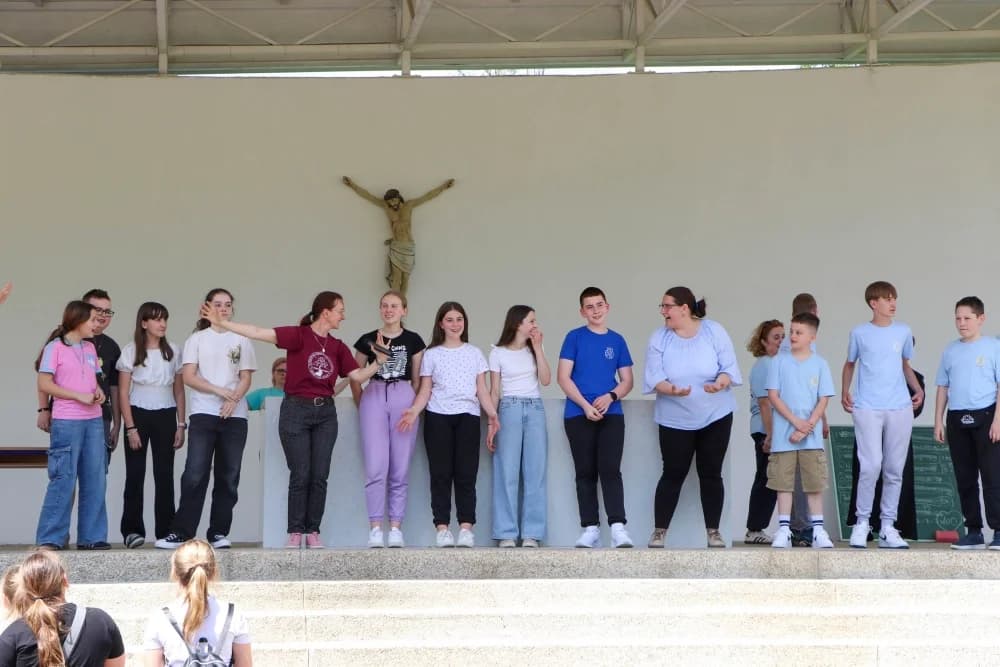 Učenici osnovnih škola hodočastili Gospi Voćinskoj