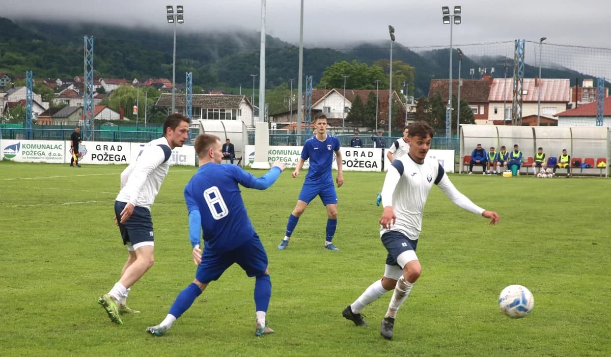 FOTO: Slavonija rutinski svladala Lipik 1925 za polufinale Kupa