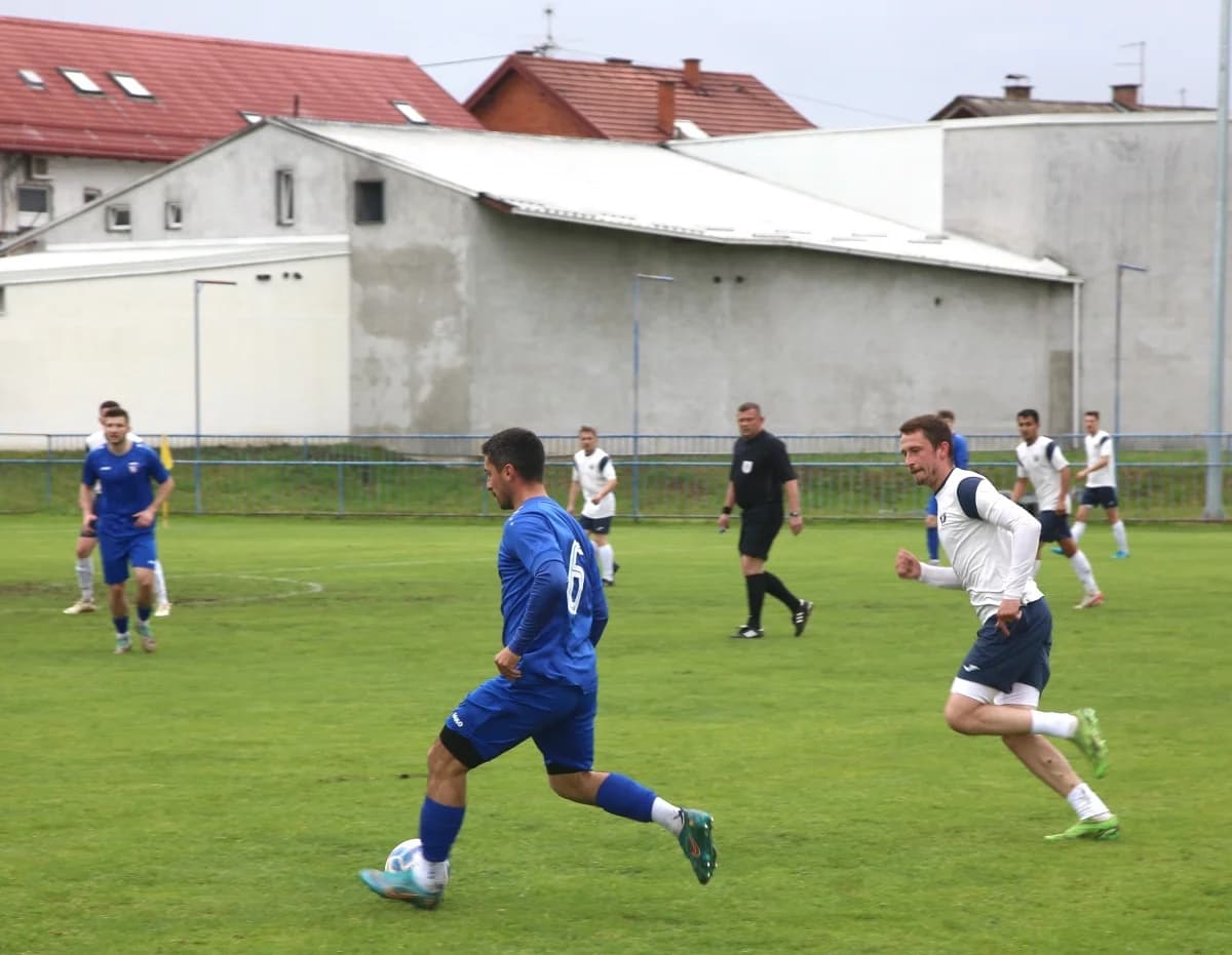 FOTO: Slavonija rutinski svladala Lipik 1925 za polufinale Kupa