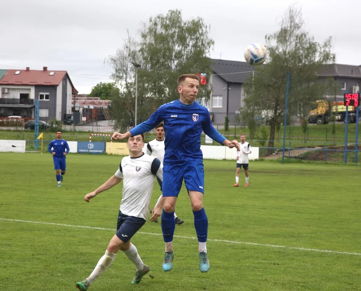 FOTO: Slavonija rutinski svladala Lipik 1925 za polufinale Kupa
