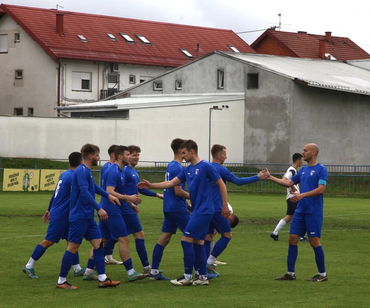 FOTO: Slavonija rutinski svladala Lipik 1925 za polufinale Kupa