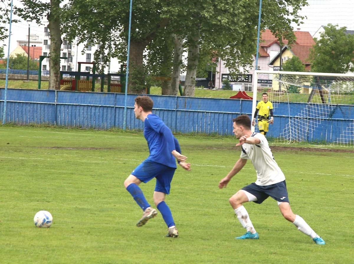 FOTO: Slavonija rutinski svladala Lipik 1925 za polufinale Kupa