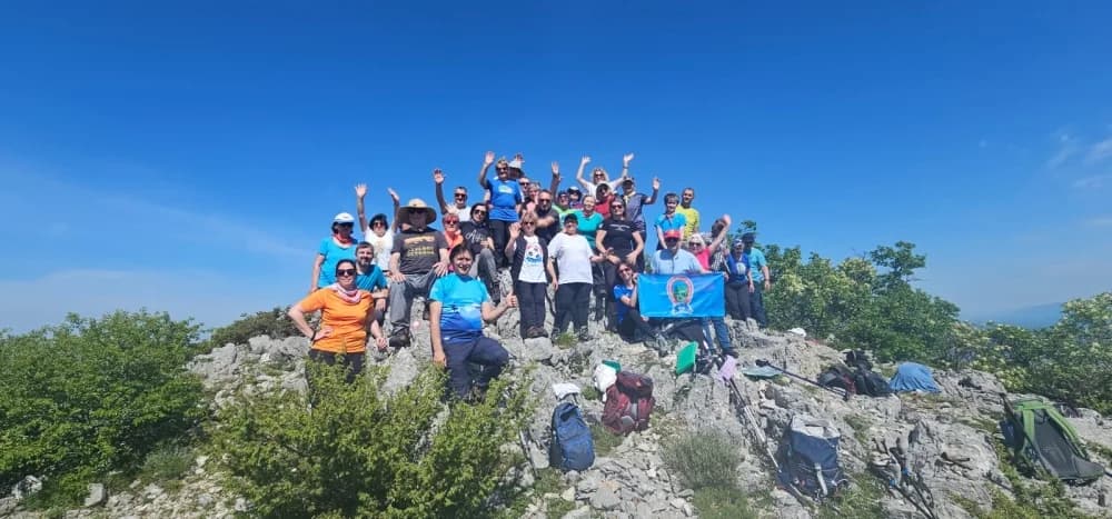 Planinari HPD-a Sokolovac osvojili dva vrha i veslali Gackom