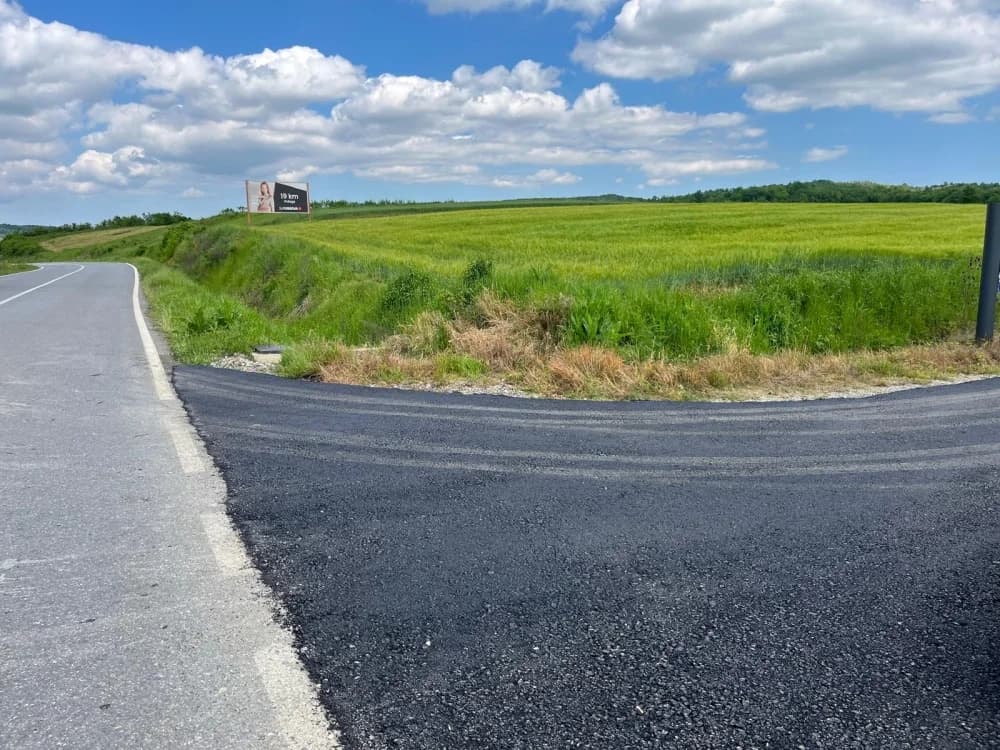 FOTO: Radovi na veliko - Asfaltne baze okupirale Frkljevce i Kadanovce