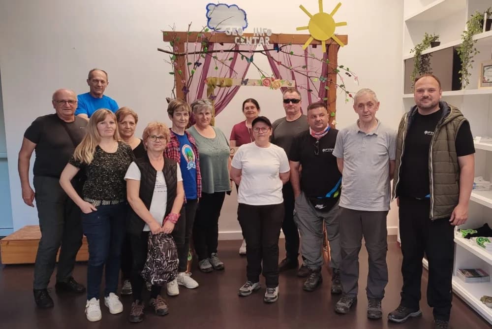 Požeški planinari i Alumni FTRR oduševljeni ljepotama Rupnice i Arboretuma Lisičine