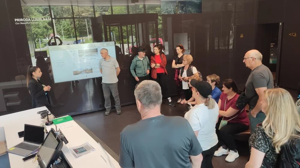 Požeški planinari i Alumni FTRR oduševljeni ljepotama Rupnice i Arboretuma Lisičine