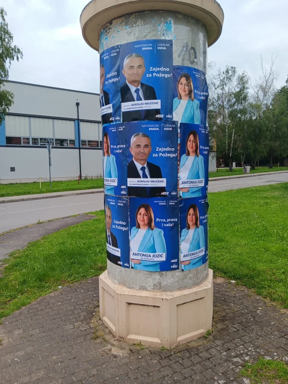 HDZ-ova ofenziva plakatima: Pokidali i prelijepili sve oporbene plakate